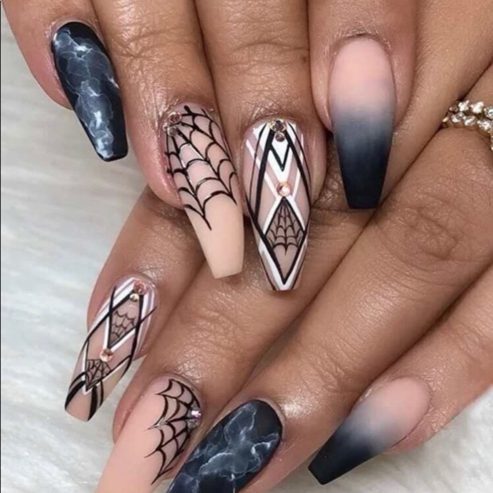 Halloween press on nails